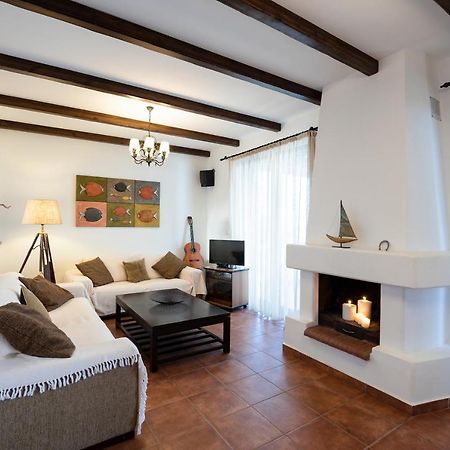 Villa Salamina Lakhania Ngoại thất bức ảnh